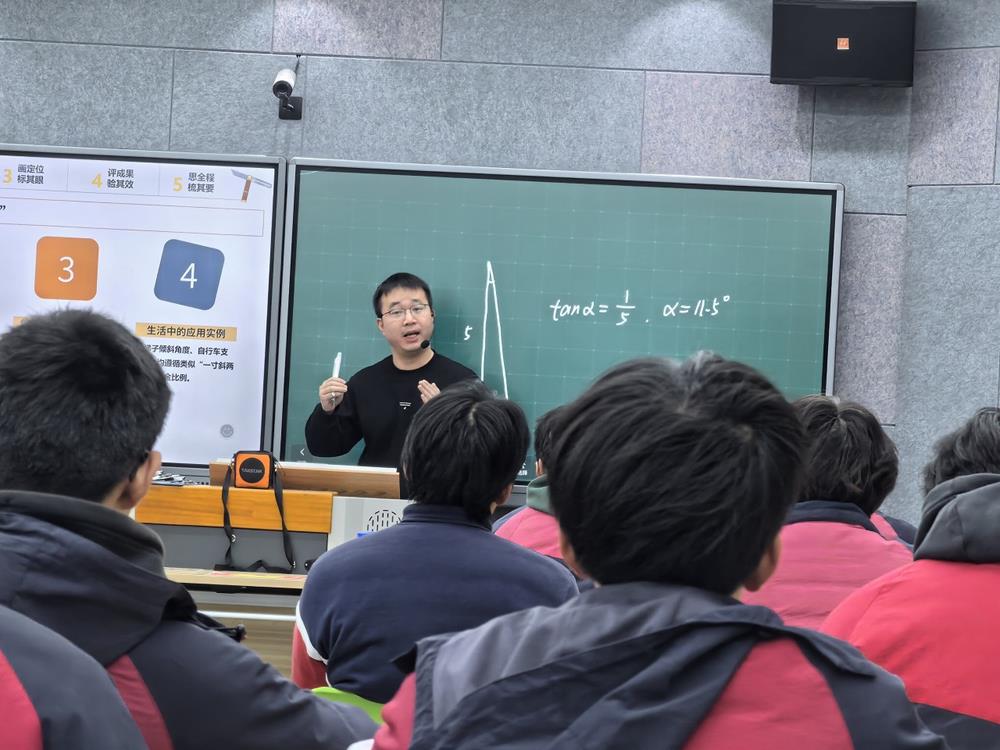 a126f765faea4e769ada5d1f76bb17cb.jpg